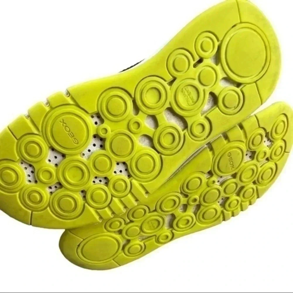Geox boys sneaker black/lime green breathable sole leather insole size 31 EUC